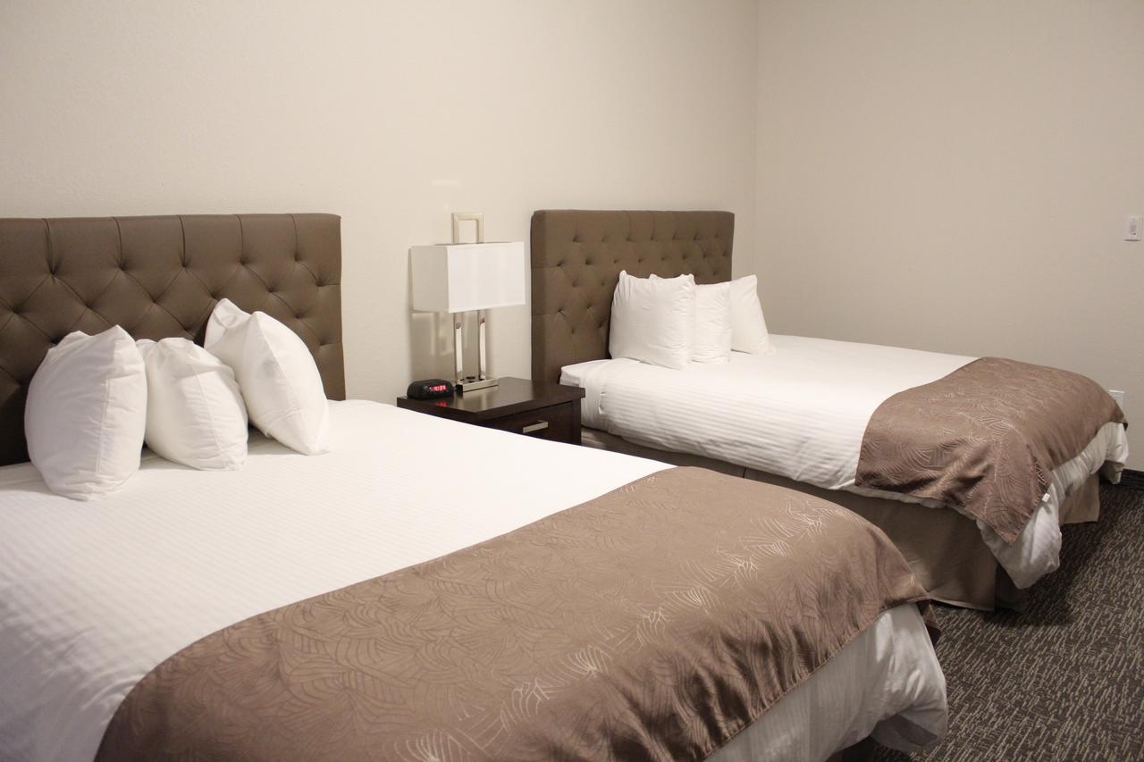 Prairie Moon Inn & Suites Macklin Zewnętrze zdjęcie